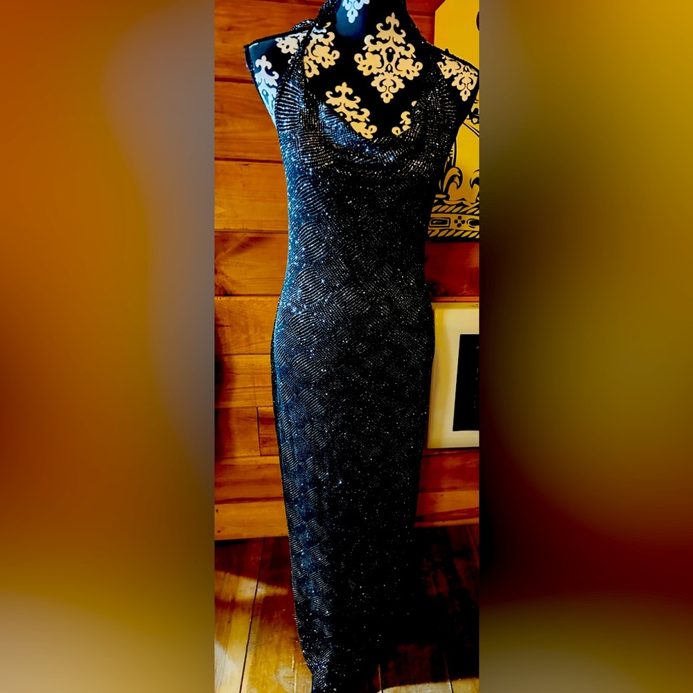 LONG BEAUTIFUL SPARKLY DRESS .. BOUGHT BUT NEVER WORE
